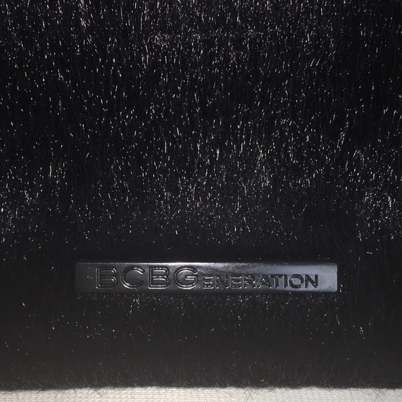 BCB Generation “READY TO ROLL” Fold Over Clutch - Picture 3 of 8